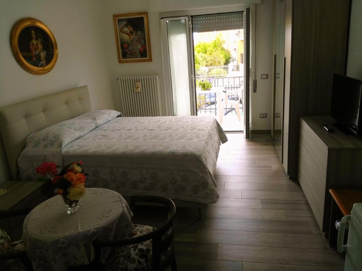 B&B Sweet Dreams Diano Marina Extérieur photo